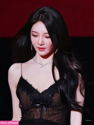 Ningning (æspa [ ningning-aespa ] - Get ready with me