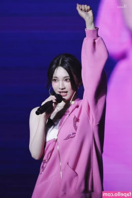 Ningning (æspa [ ningning-aespa ] - let's get naughty and wet 💦