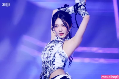 Ningning (æspa [ ningning-aespa ] - I m too horny for my own good on a Thursday morning   tomorrow