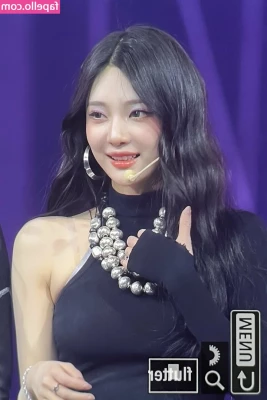 Ningning (æspa [ ningning-aespa ] - Hi baby you want to see something really hot subscribe to my account