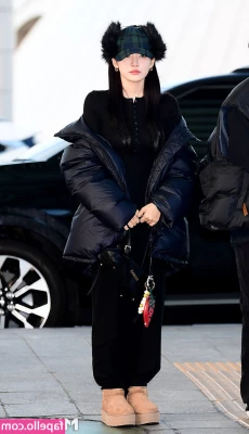 Ningning (æspa [ ningning-aespa ] - I look like a Sith