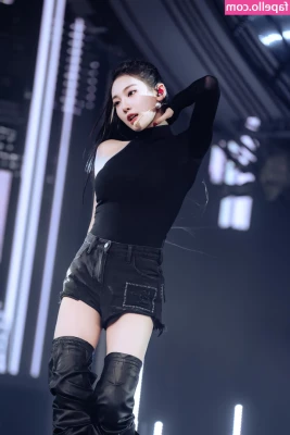 Ningning (æspa [ ningning-aespa ] - My biggest turn on is becoming someone s addiction  I like when you