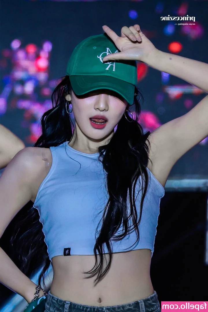 Ningning (æspa [ ningning-aespa ] - eat me uppp yummy