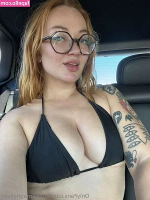 Emma Magnolia [ emma-magnolia-28 ] - Apertadinhe pra caralho  vem arrombar minha bucetinha por favor