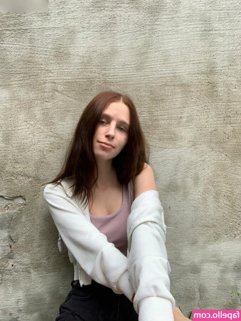 Marie Celine Mey [ marie-celine-mey ] - my pussy is getting wet just looking at these gape pictures 🥵 I