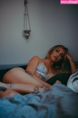Miss_angeliquew [ miss-angeliquew ] - I m trying to be a bad bitch like Miruko  She s such a confident