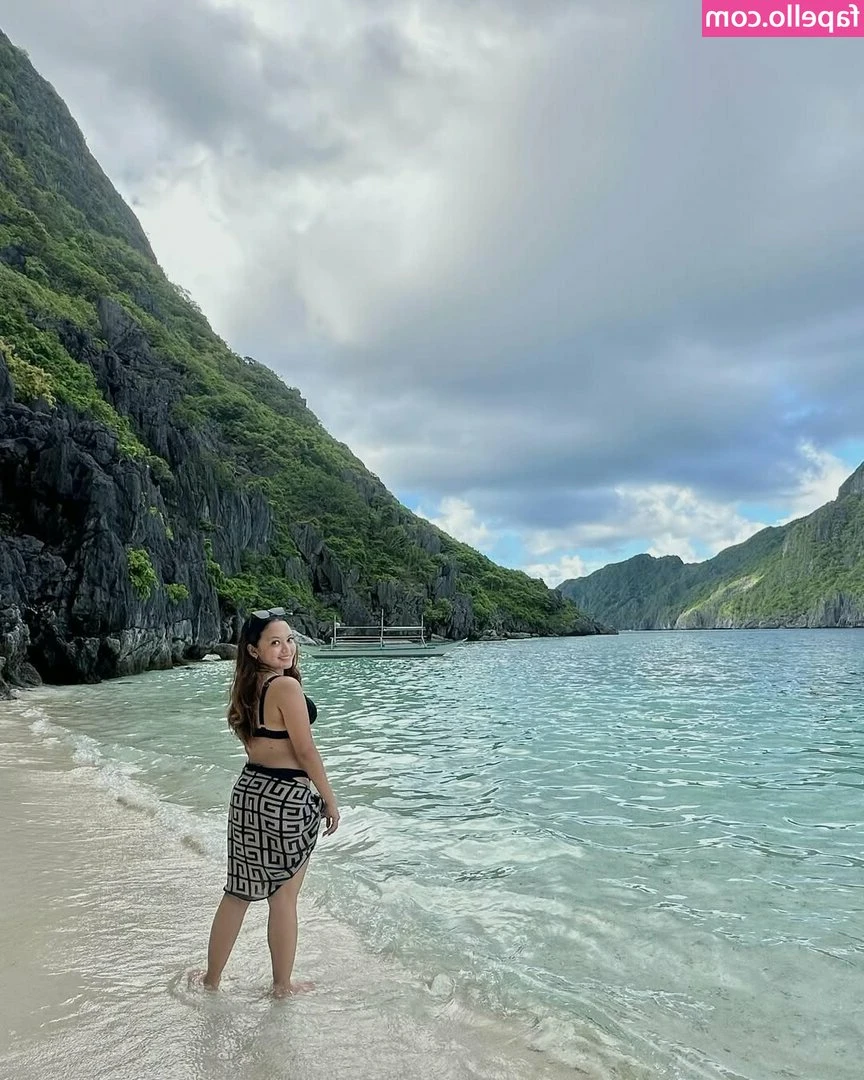 Nicole Crisostomo [ nicole-crisostomo ] - I want, no, I NEED to be the first girl you cum in this year