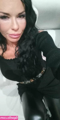 veronicaavluv - Being sexy is all about confidence and loving yourself  and I m