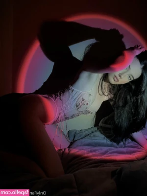 Jadadireito - I’m sending the 10 min DP video out today for 5$ to non rebillers