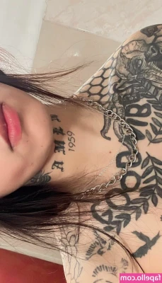 gigimendoza - The bralette was honestly super cute but my nipples kept slipping out