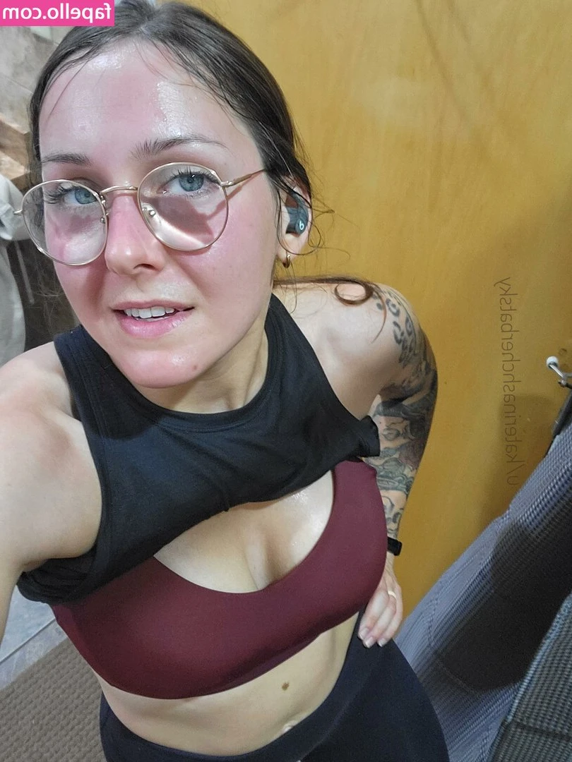 Katerina - Who is spoiling their favorite Goddess today? She deserves all the