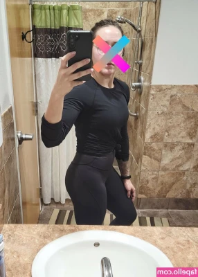 Katerina - Sentando gostoso 🍑🔥