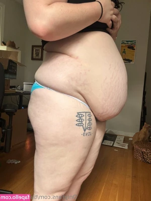 tianastummy [ tianastummy-13 ] - Hey my lover 🥰 What are u doing tonight? 😈 I have naughty mood