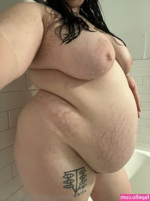 tianastummy [ tianastummy-13 ] - Only  8 away from my tip goal this month already   My tippers always