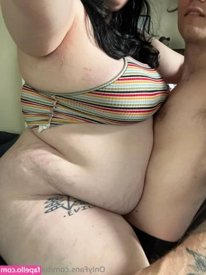 tianastummy [ tianastummy-13 ] - Necesito que me penetres rico