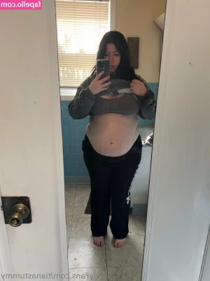 tianastummy [ tianastummy-13 ] - Squeaky clean    XOXO Hazel