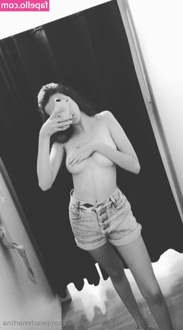 peachmartina - Im streaming LIVE today at 4:30pm PST! Dont miss the fun!🔥
