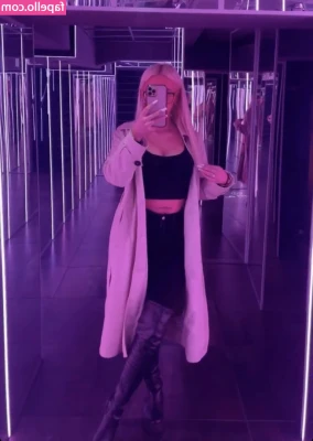 sofie.christin [ sofie-christin ] - I had an unexpected onlooker, and i loved it