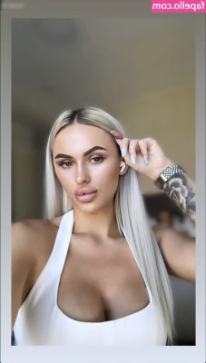 sofie.christin [ sofie-christin ] - Dive in 🤤