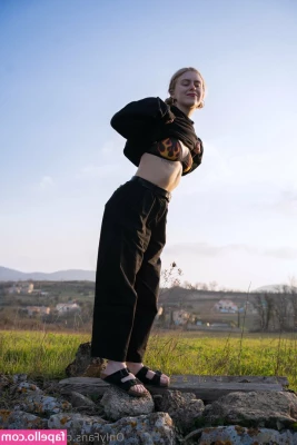 migifree - Look at that throb