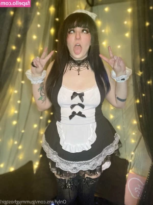 gummyghostgirl - Do you like self shot pictures? I’ll send ya a set tonight for $6