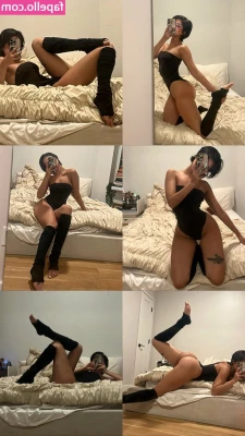 tripl3nikki - Who doesn’t love a Hooters girl? 🥵