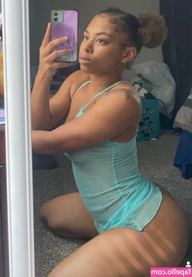 Mya Queen [ mya-queen-3 ] - Happy birthday to my only fans ;)