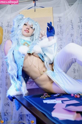 vivi_darling [ vivi-darling ] - . Somebody requested it so I started Spreading my ass for y’all