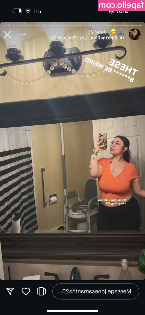 jonesamantha20 - Which one you wanna play with? My kitty or my pussy? 🐱😝