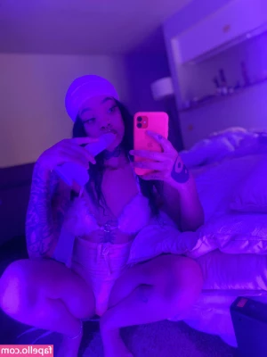 tiffanylannette - 📲Good morning! Happy Friday unlock some videos! Gonna be some