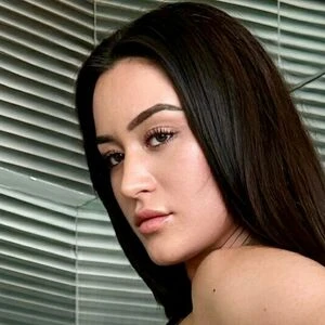 kira.tv