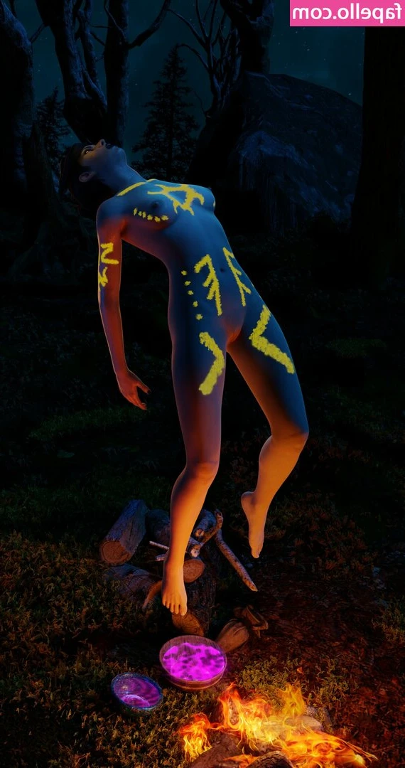 Dragon Age [ dragon-age ] - do u like my lil heart on my hip 😋