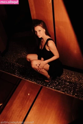 KateCynthia - Do you like this angle? It’s like you’re on your knees 😈