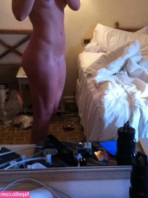 Lindsey Vonn [ lindsey-vonn ] - Today the police cat officer will arrest you and put you to jerking