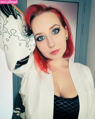 Methvespertine - Tried out anal with a larger dildo than I usually do... Didn't love