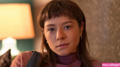 Emma D'arcy [ emma-d-arcy ] - Pssssst….be on the lookout for n announcement tomorrow! 👀