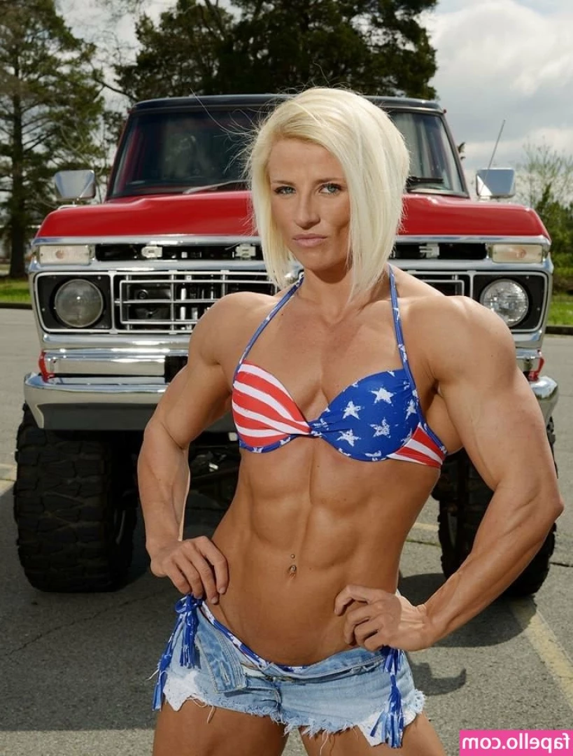 Brooke Walker [ brooke-walker ] - Baby te apetece un rico SEXTING  Hablame por privado y te saco la