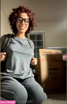 stormimayafree [ stormimayafree-2 ] - Would you rather have me play the student or teacher role while I