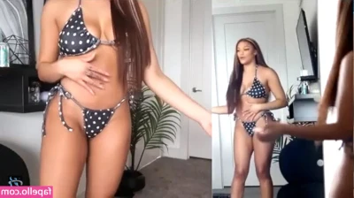 allyiahsface - Dm me….💦👄