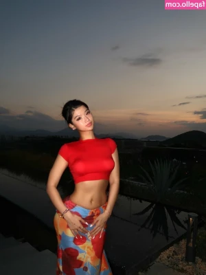 maddyyng - good morning!! do u like these pics? if u want the full set, just tip
