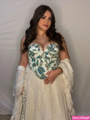 Aadhira Krishna [ aadhira-krishna ] - Don’t forget daddies, random tips get private pics