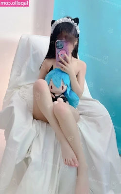 Bunnybabe_xs [ bunnybabe-xs-5 ] - Quien quiere llenarme?🤤🤤