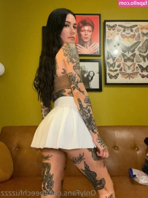 Peechfuzzzz - Ive been testing out a cam room tonight and recorded the last 10 mins