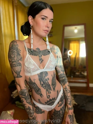 Peechfuzzzz - Thong try on 😉 swipe for pics too!