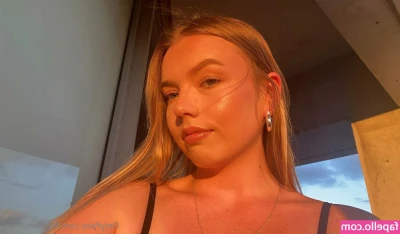 holliesworldd - Squirty awesomeness
