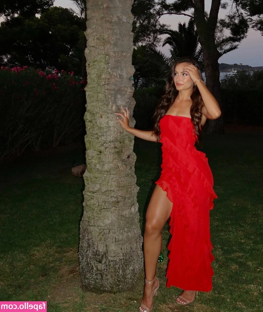 Adrianna Letros [ adrianna-letros ] - Feeling wild 😜