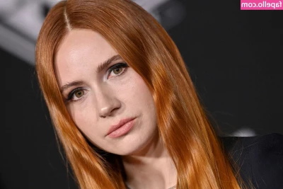 Karen Gillan [ karen-gillan ] - It’s so long and pretty. love that for me.