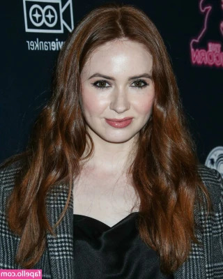Karen Gillan [ karen-gillan ] - does your girlfriend know you jerk off to me? 🤭