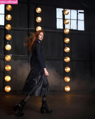 Karen Gillan [ karen-gillan ] - i havent been feelin too good this weekend, im gonna film and get