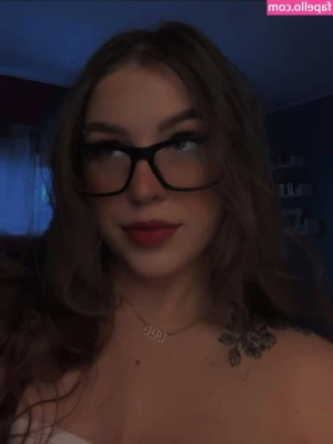 icybxnny - Tip if you think I should have a goodbye show before I move on the